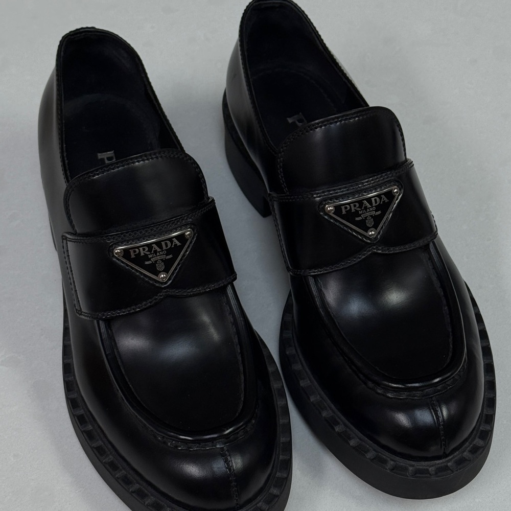 PRADA - Women’s brushed leather loafers in Black (38 - fits like a US 7.5)